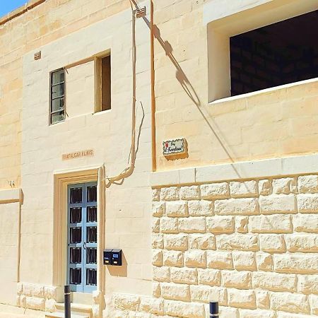 Vittoriosa' Seafront 2 Bed Highly Furnished Apartment Luaran gambar
