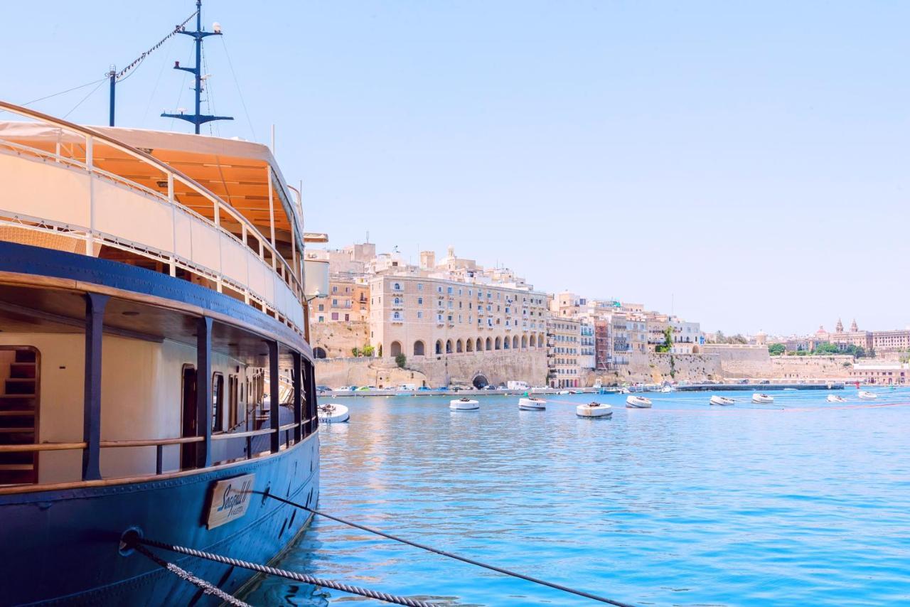 Vittoriosa' Seafront 2 Bed Highly Furnished Apartment Luaran gambar